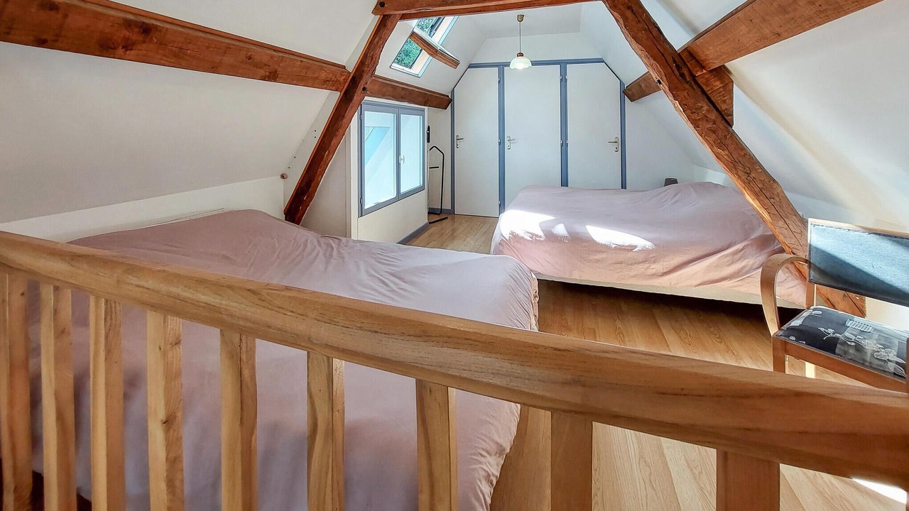 Photo of Others in Aste