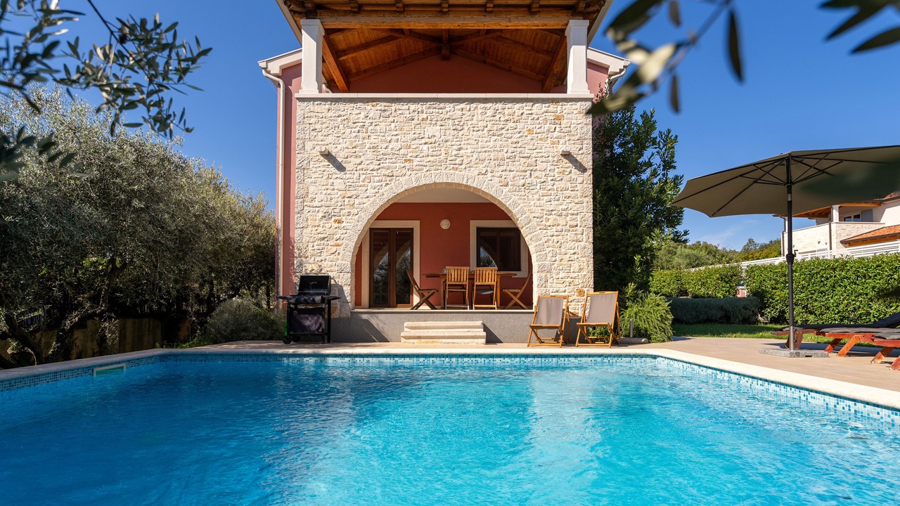 Photo of Outdoor in Vrvari