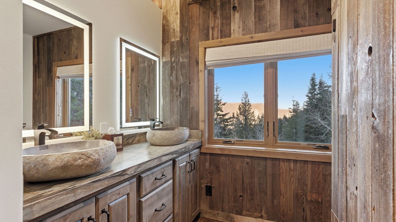 Photo of Bathroom in Sundance