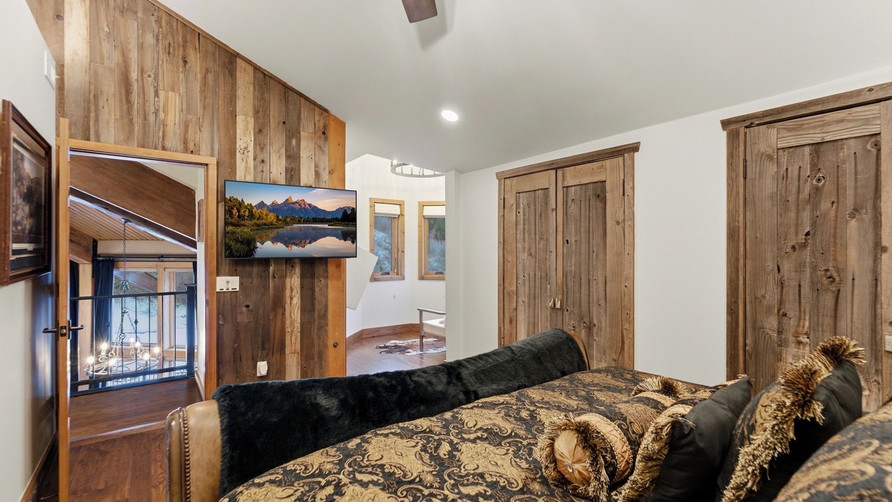 Photo of Bedroom in Sundance