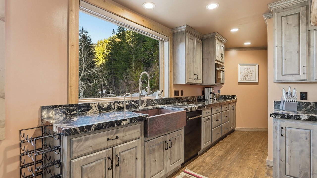 Photo of Kitchen in Sundance