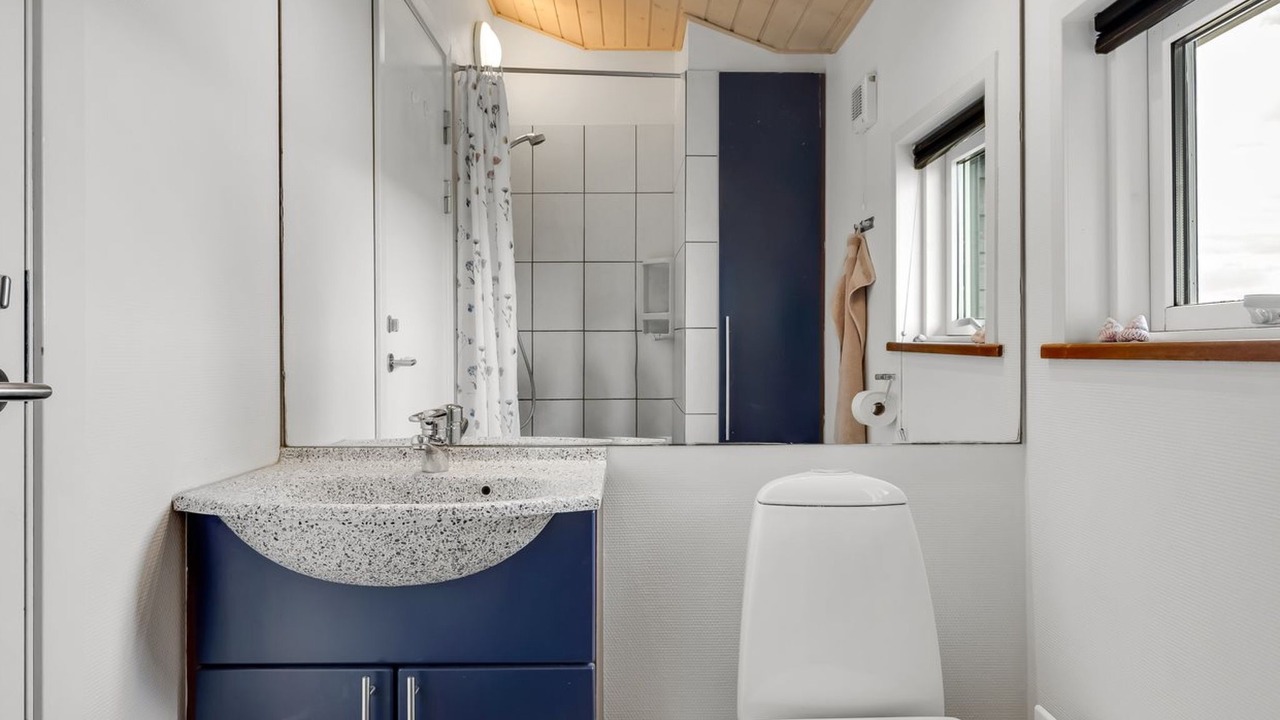 Photo of Bathroom in Henne Strand
