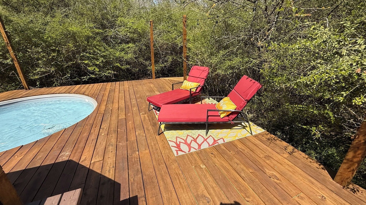 Photo of Outdoor in Celeste