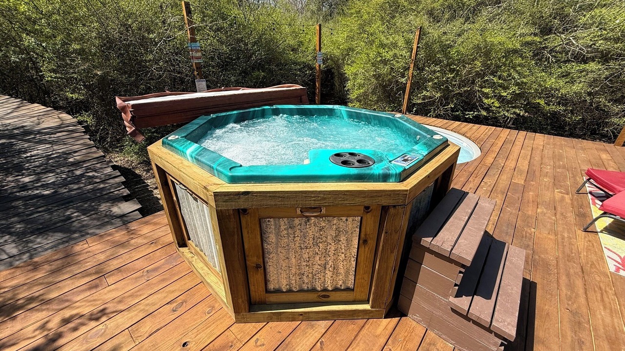 Photo of Outdoor in Celeste
