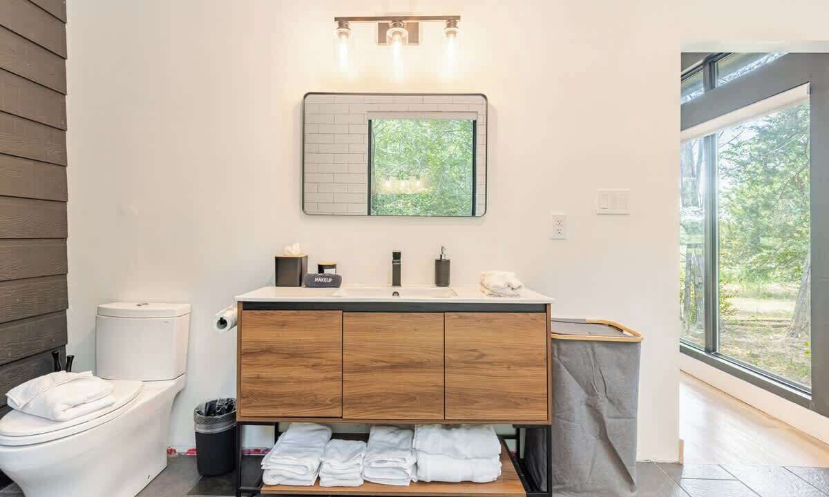 Photo of Bathroom in Cedar Creek