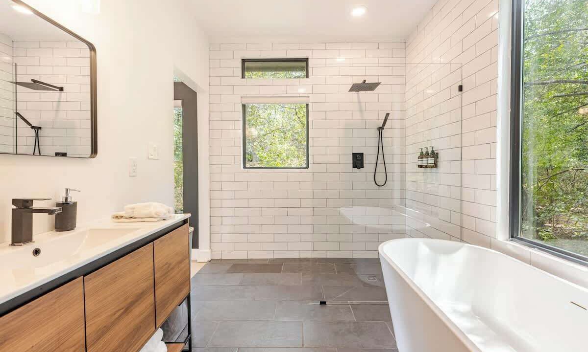 Photo of Bathroom in Cedar Creek