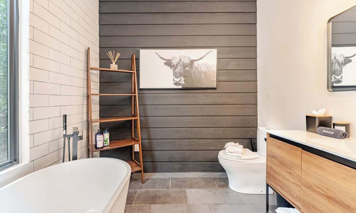 Photo of Bathroom in Cedar Creek