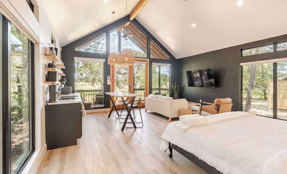 Photo of Bedroom in Cedar Creek