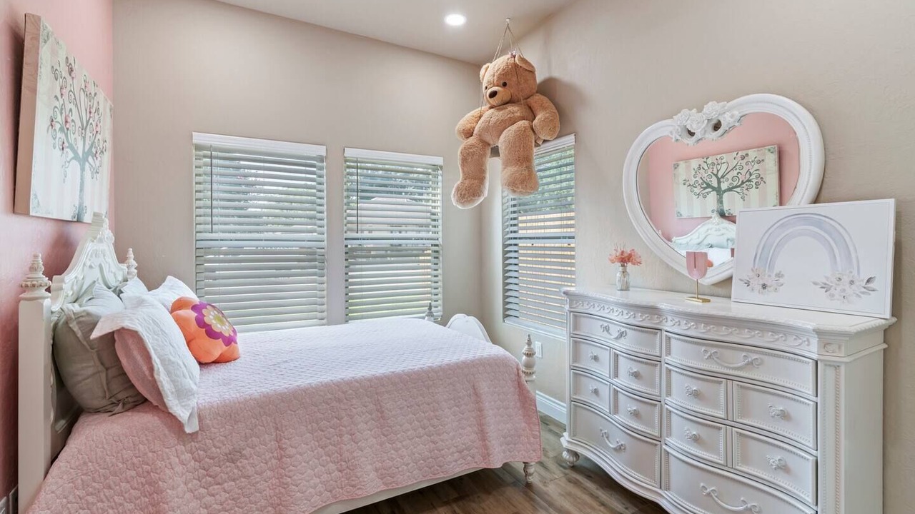 Photo of Bedroom in Galena Park