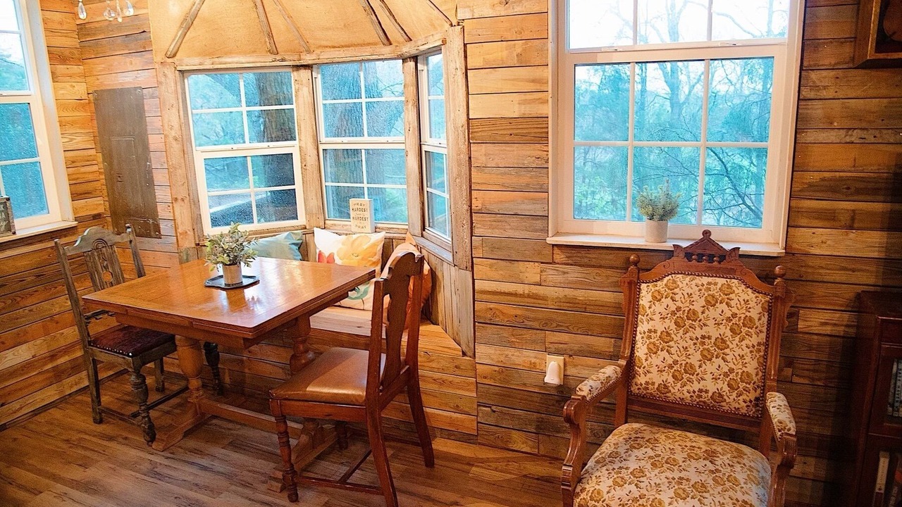 Photo of Livingroom in Celeste