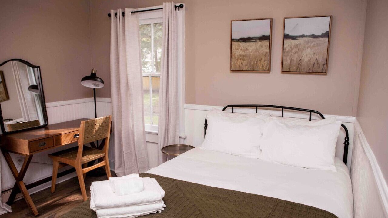 Photo of Bedroom in Mount Marion