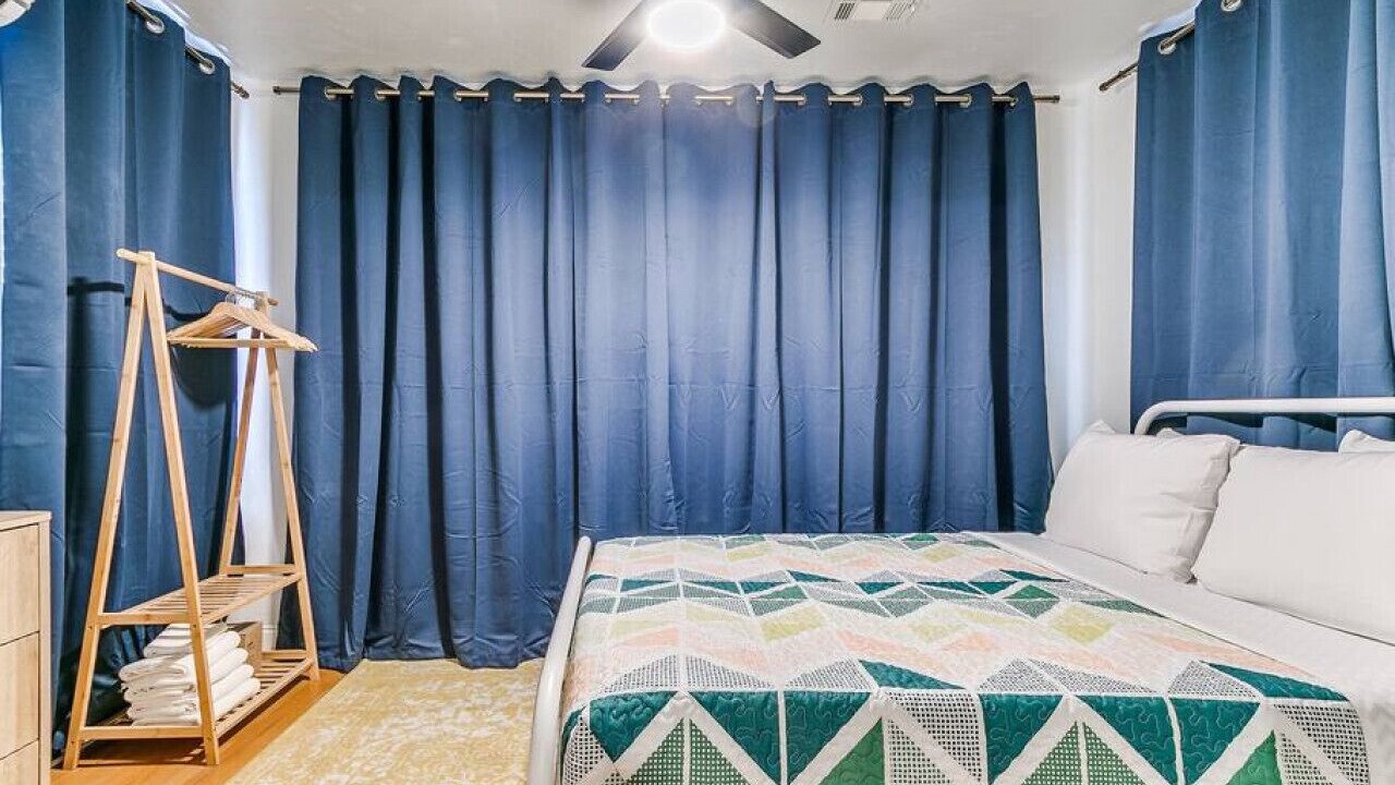 Photo of Bedroom in Lincoln Terrace