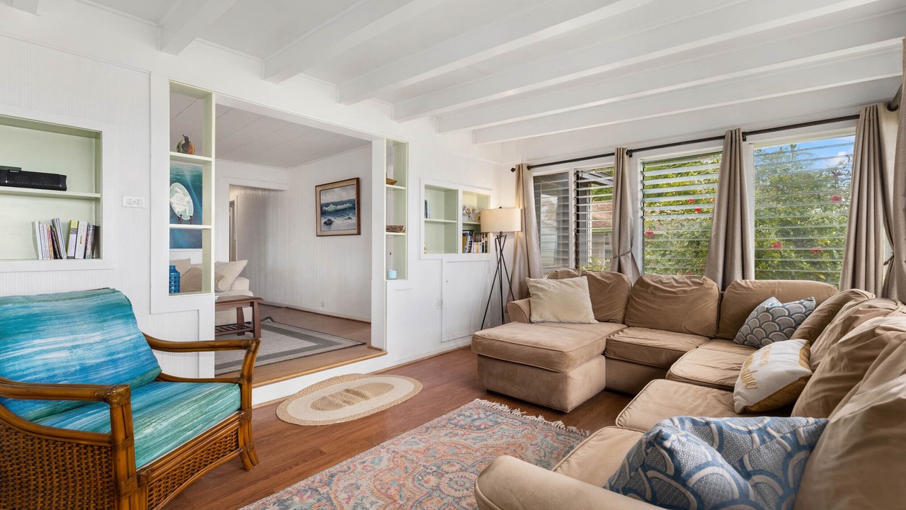 Photo of Others in Ewa