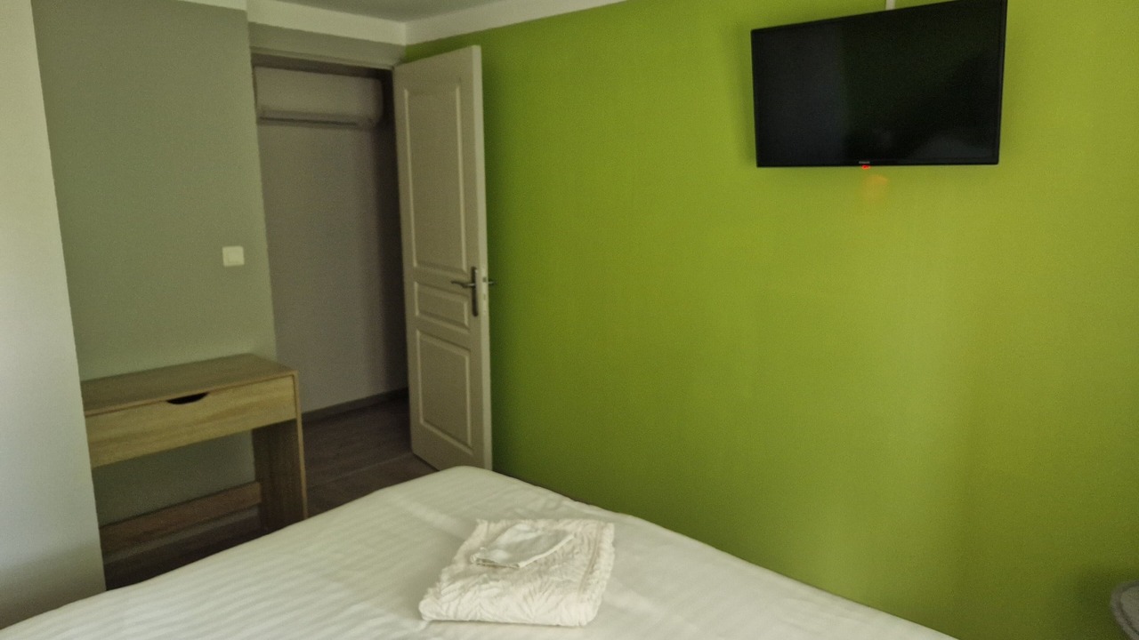 Photo of Bedroom in Gurgy