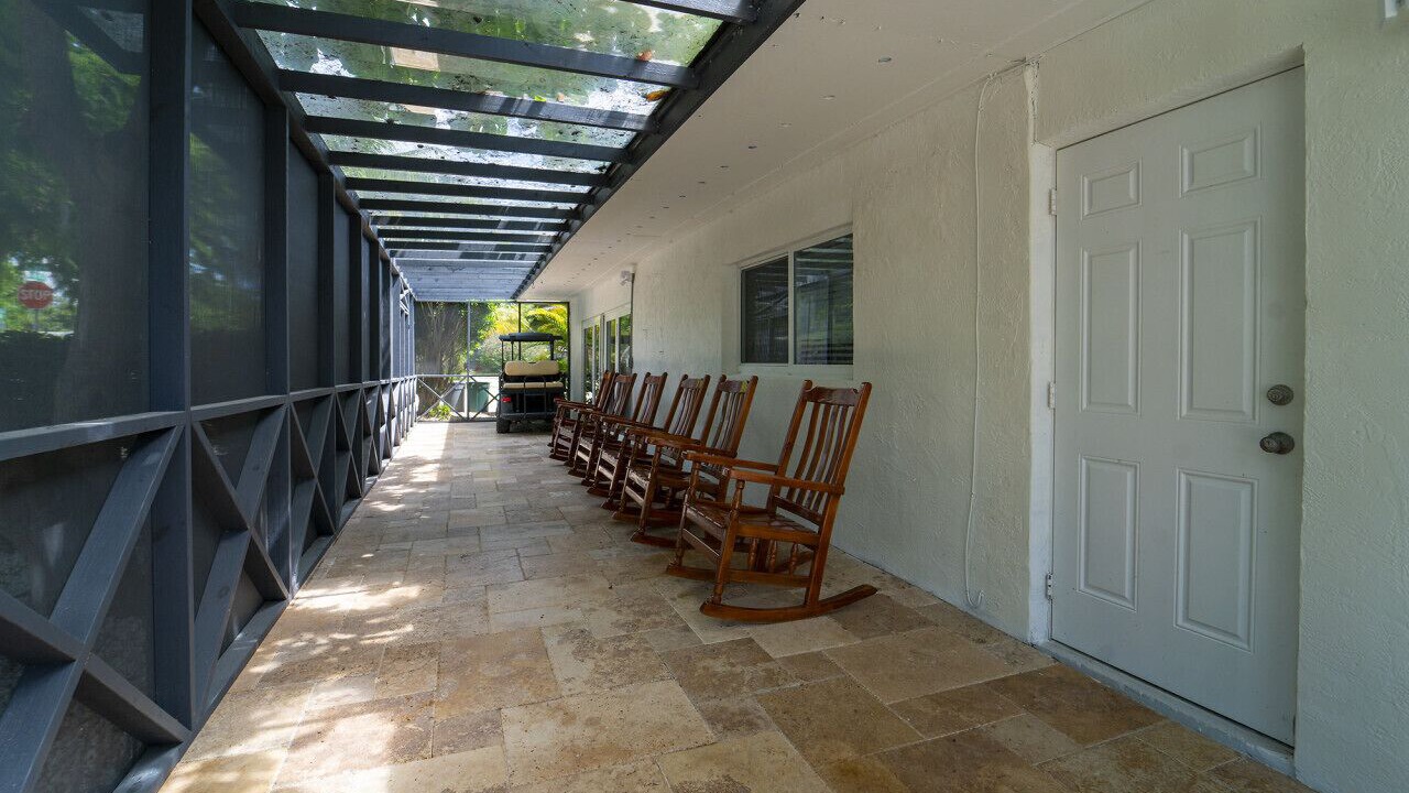 Photo of Patio Balcony in Anglers Park