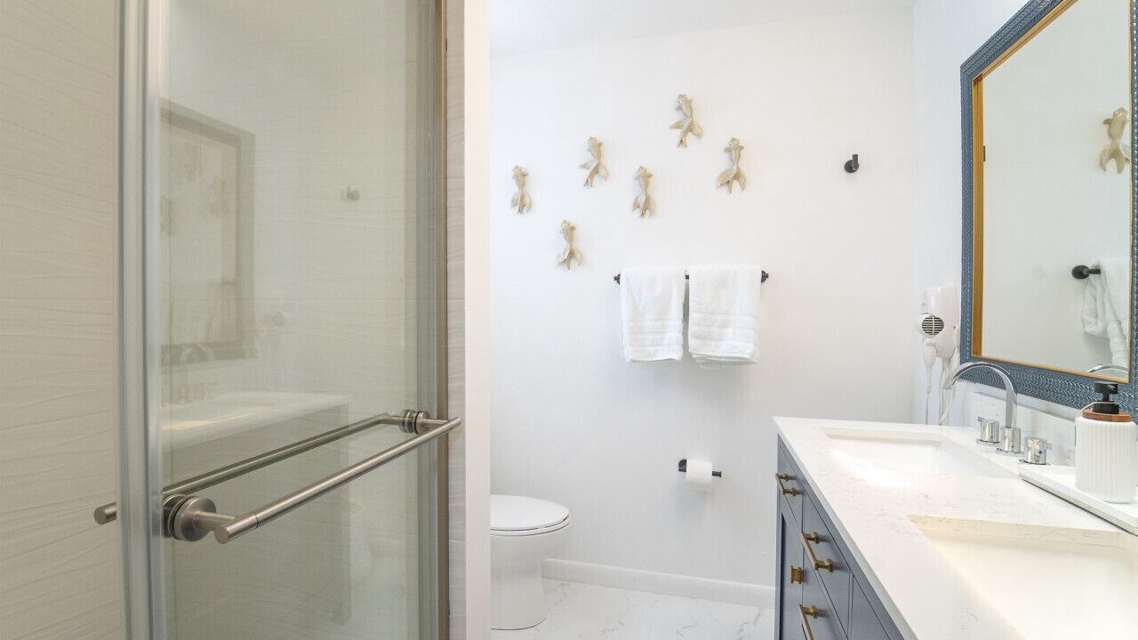 Photo of Bathroom in Anglers Park