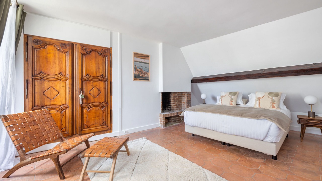 Photo of Bedroom in Marais