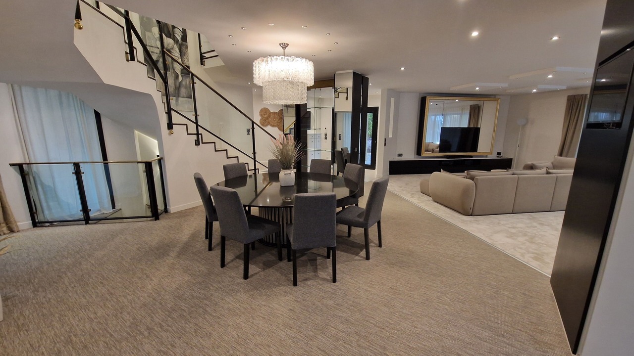 Photo of Others in Saint-Nom-la-Breteche