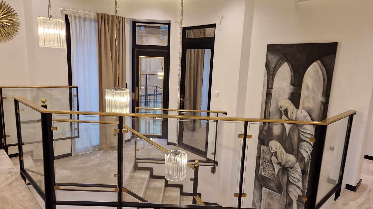 Photo of Others in Saint-Nom-la-Breteche