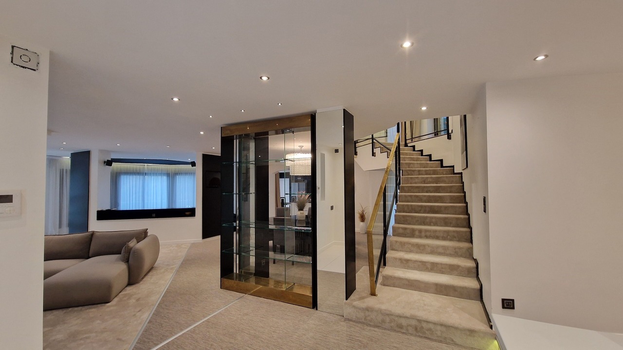 Photo of Others in Saint-Nom-la-Breteche