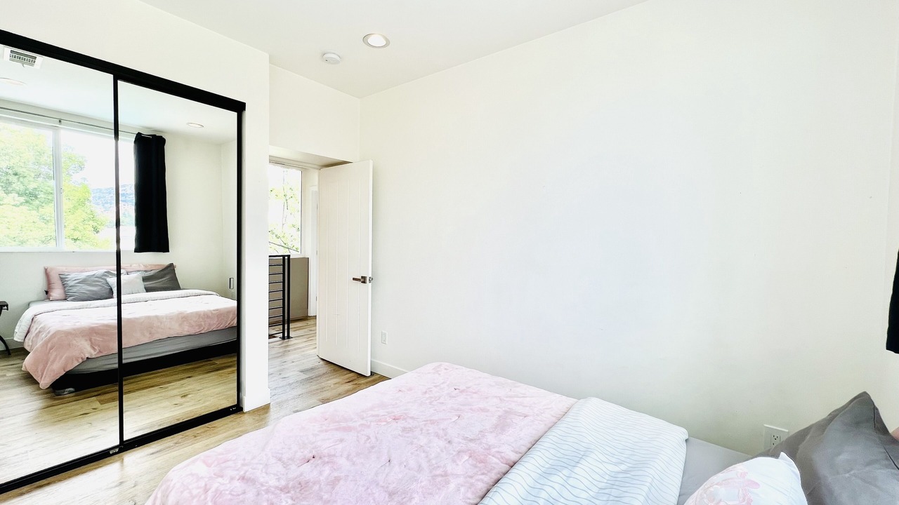 Photo of Bedroom in Canoga Park