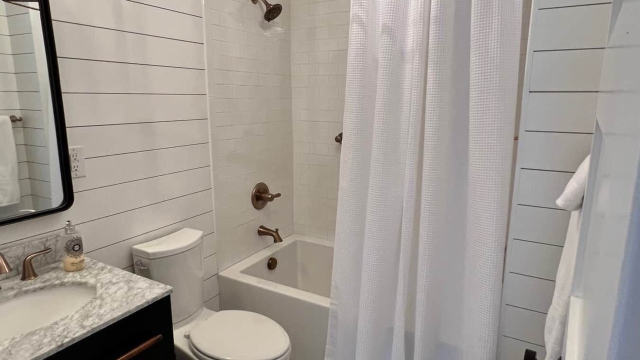 Photo of Bathroom in Lexington