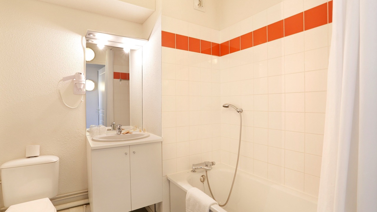 Photo of Bathroom in Epernay