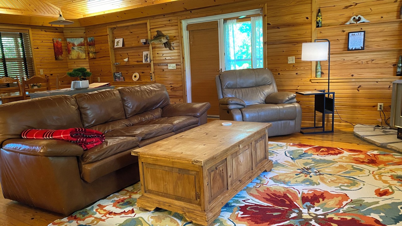 Photo of Livingroom in Pleasant Grove