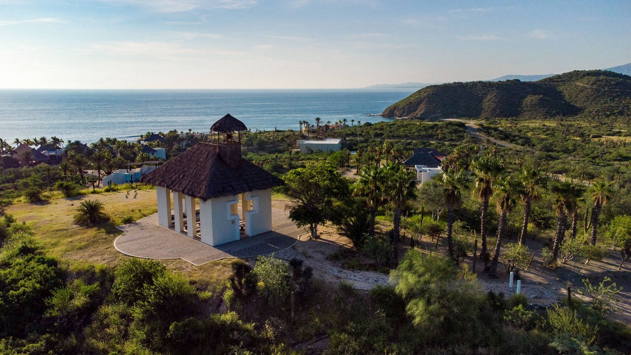 Photo of Others in Ensenada Los Muertos