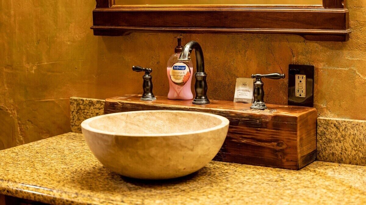 Photo of Bathroom in Satin