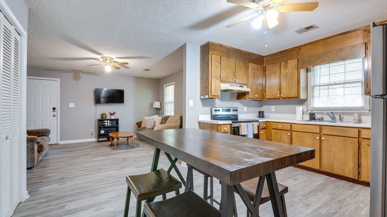 Photo of Kitchen in Cedartown