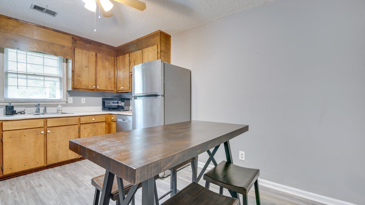 Photo of Kitchen in Cedartown