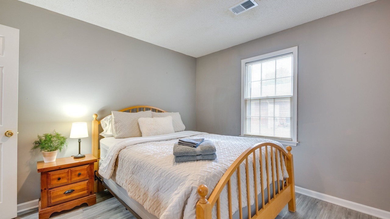 Photo of Bedroom in Cedartown