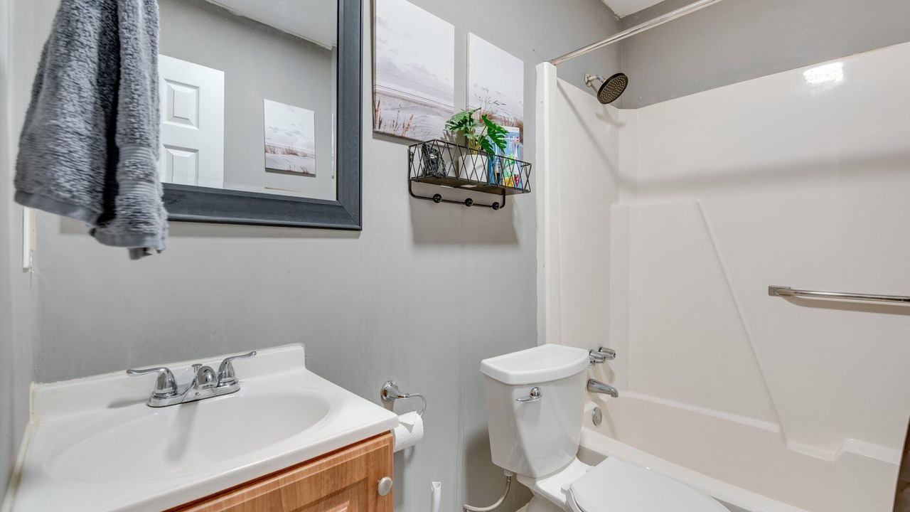 Photo of Bathroom in Cedartown