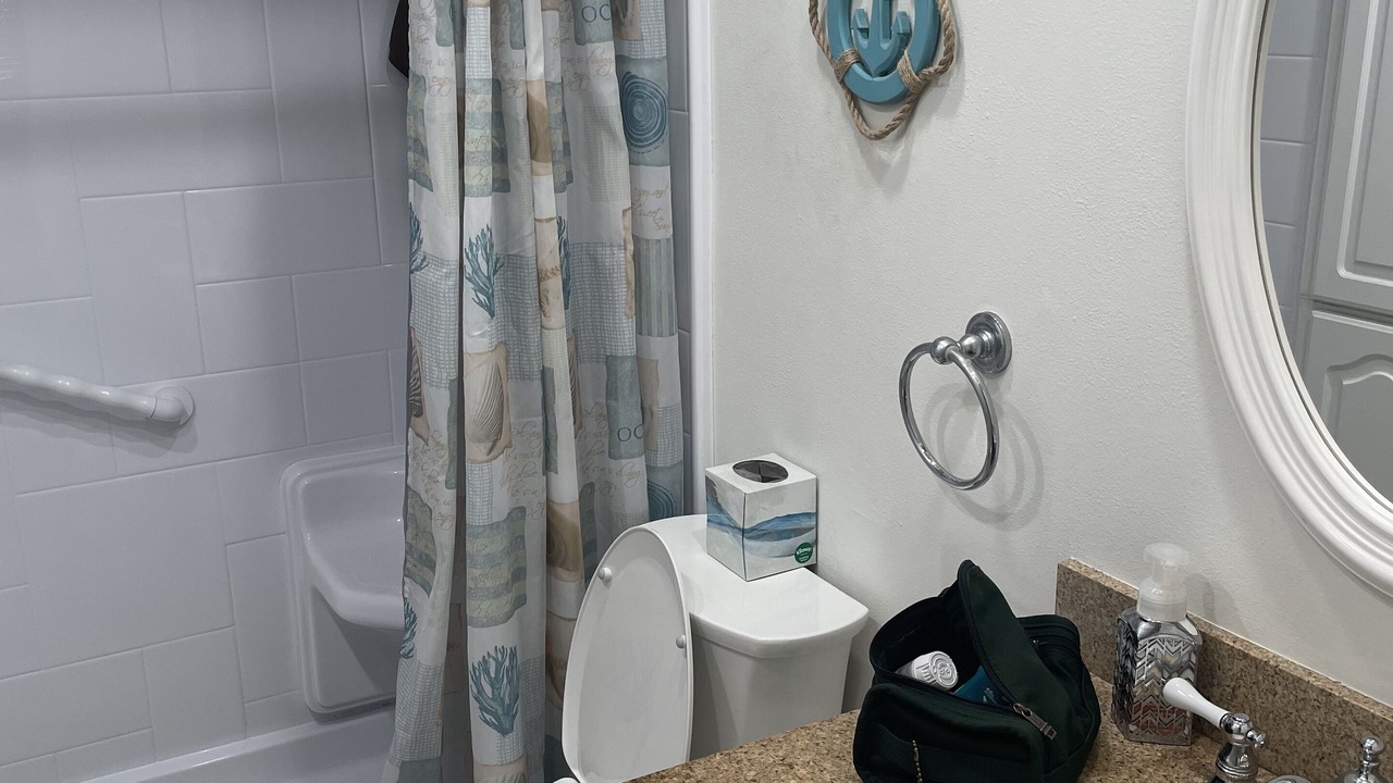 Photo of Bathroom in Bay Isles