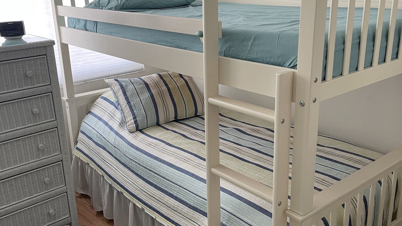 Photo of Bedroom in Bay Isles