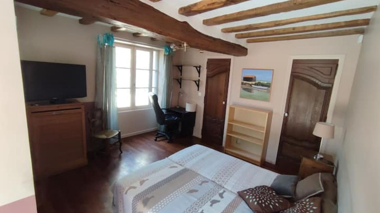 Photo of Bedroom in Richebourg