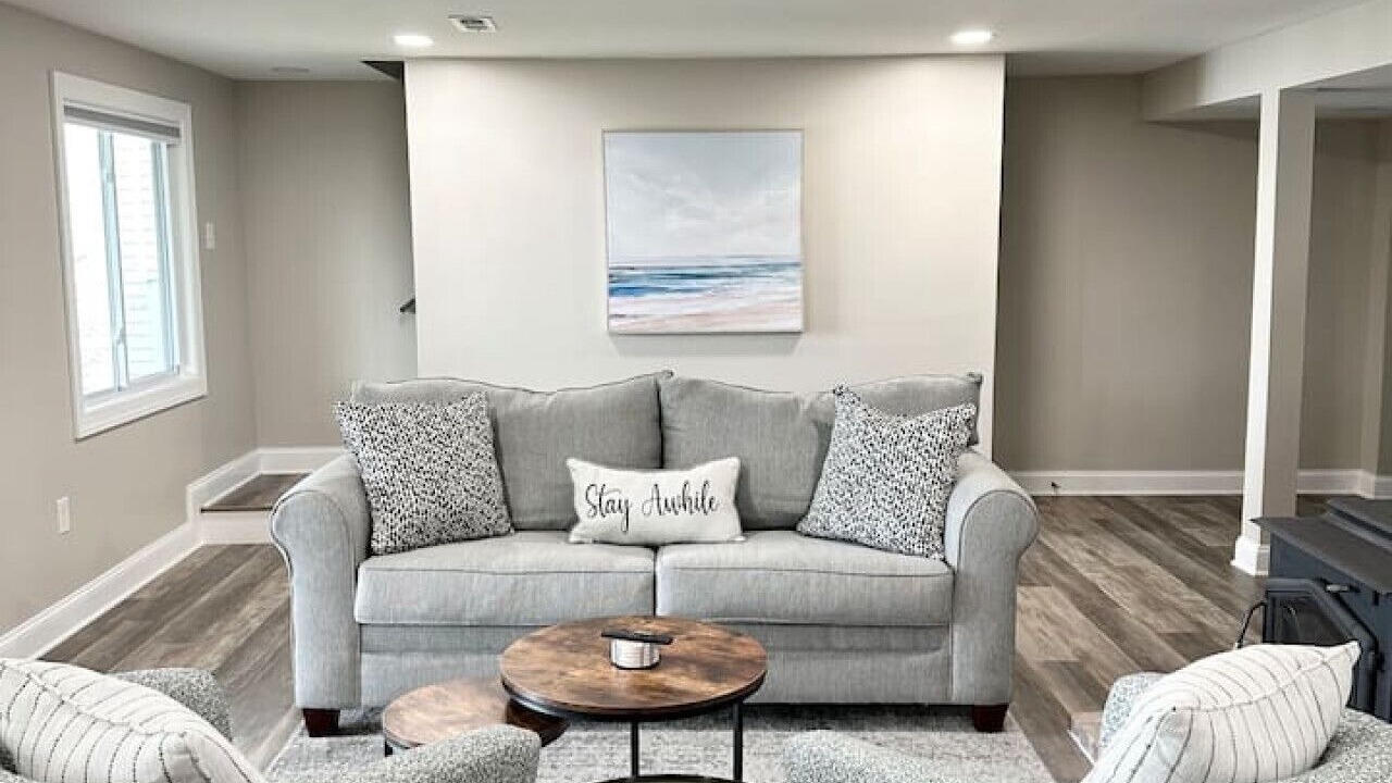 Photo of Livingroom in Colonial Beach