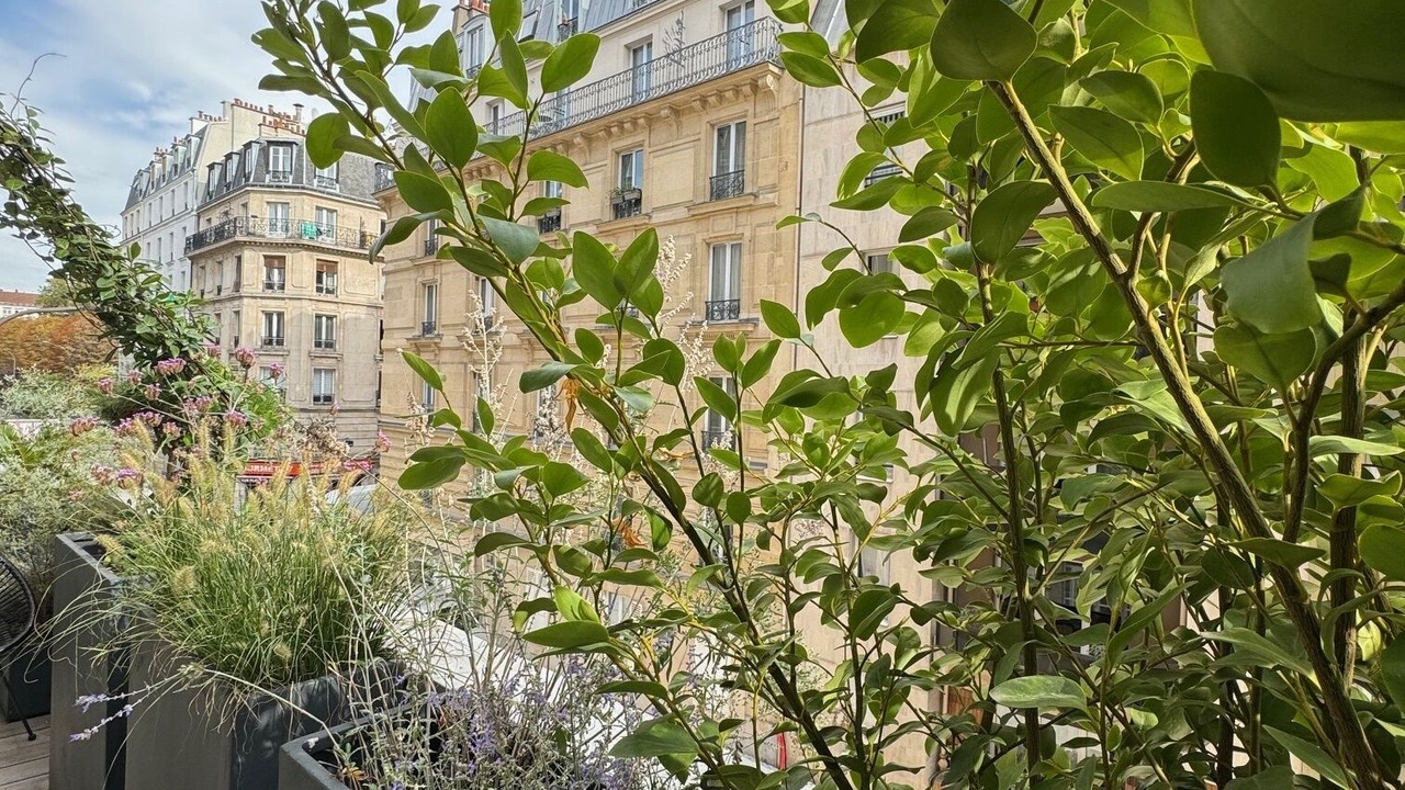 Photo of Outdoor in Quartier des Grandes-Carrieres