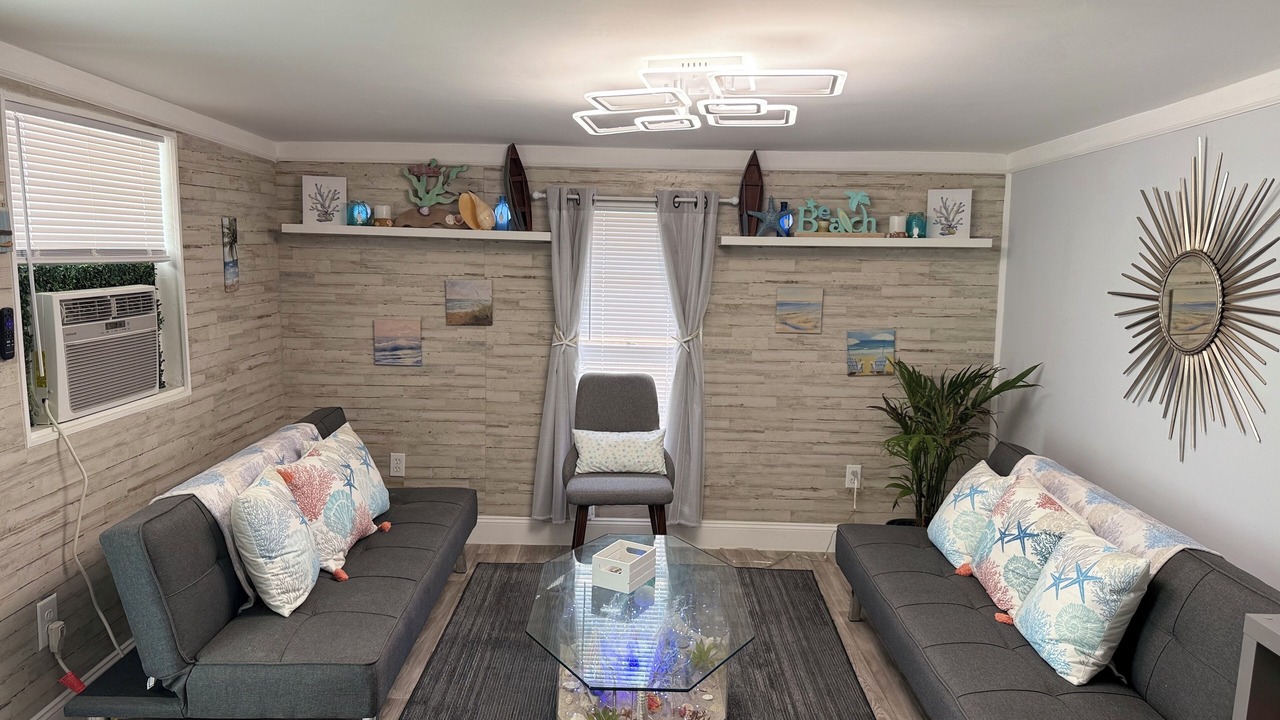 Photo of Livingroom in Cocoa West
