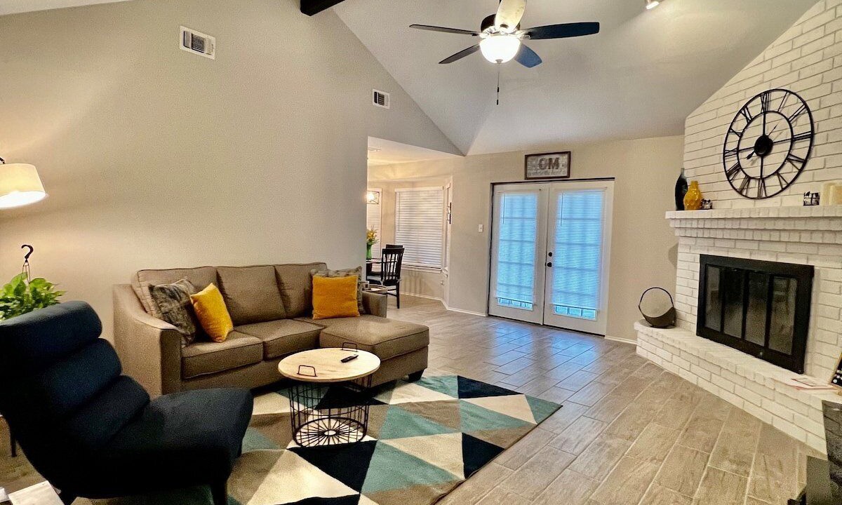 Photo of Livingroom in Universal City