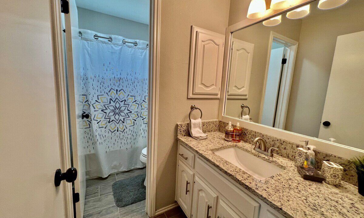 Photo of Bathroom in Universal City