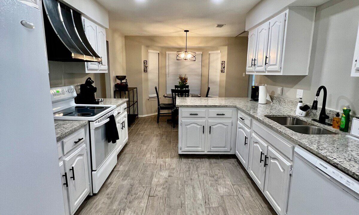 Photo of Kitchen in Universal City