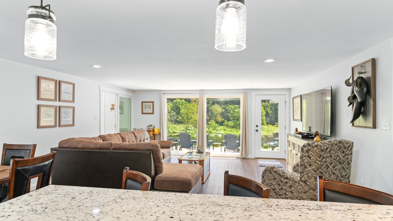 Photo of Livingroom in Lakeview
