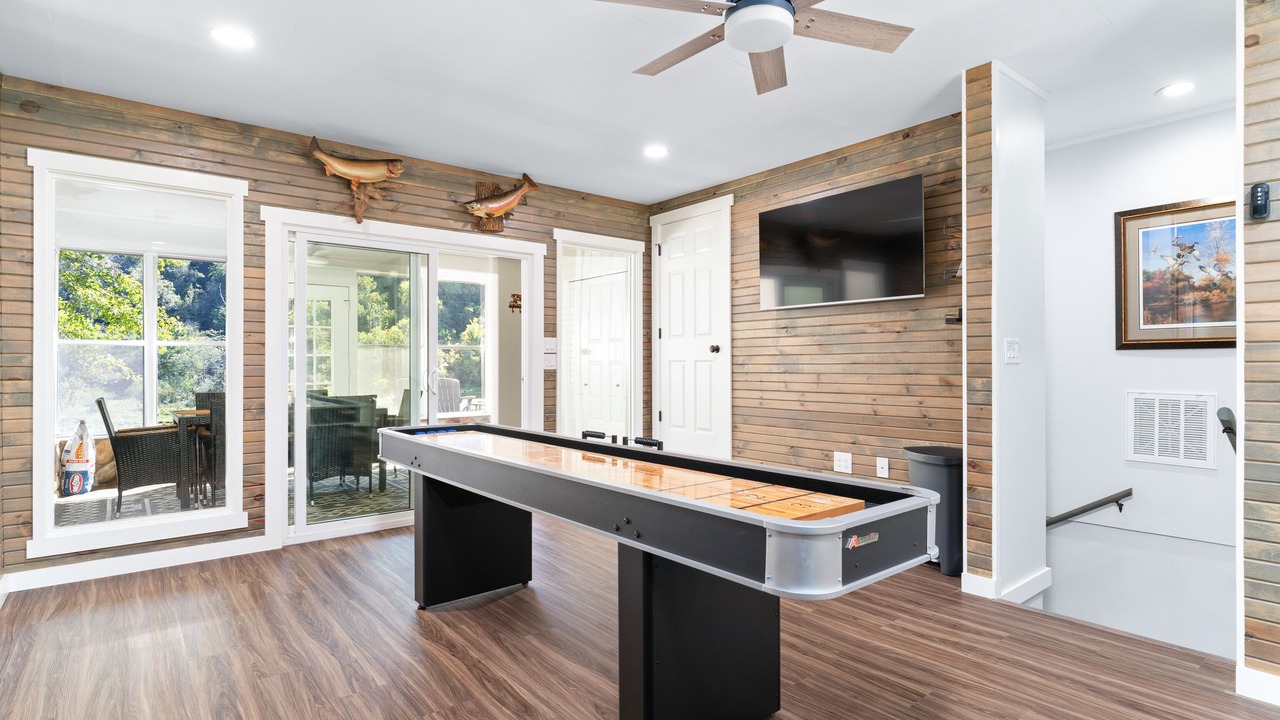 Photo of Bedroom in Lakeview