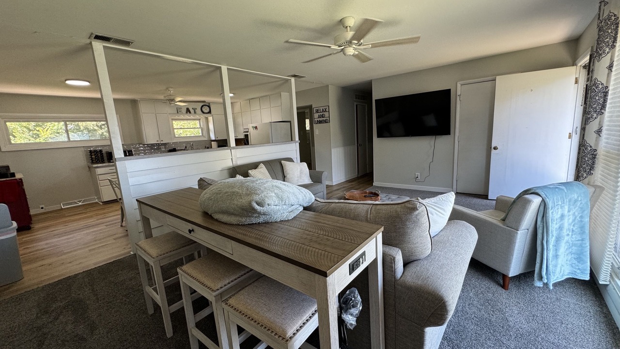 Photo of Livingroom in St. Peters