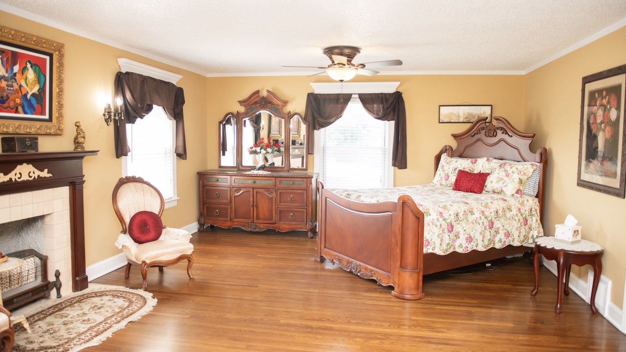 Photo of Bedroom in Tulsa