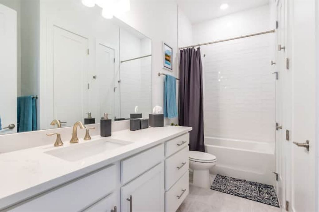 Photo of Bathroom in Waleska