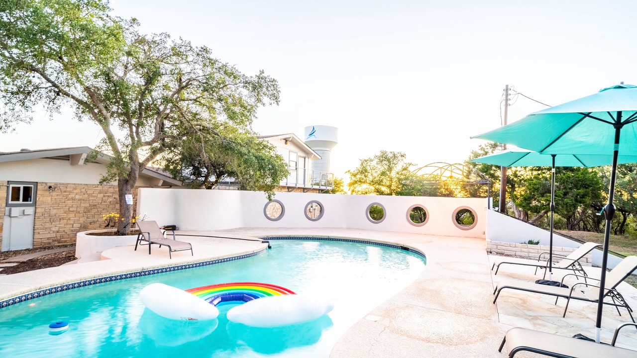 Photo of Outdoor in McNeil