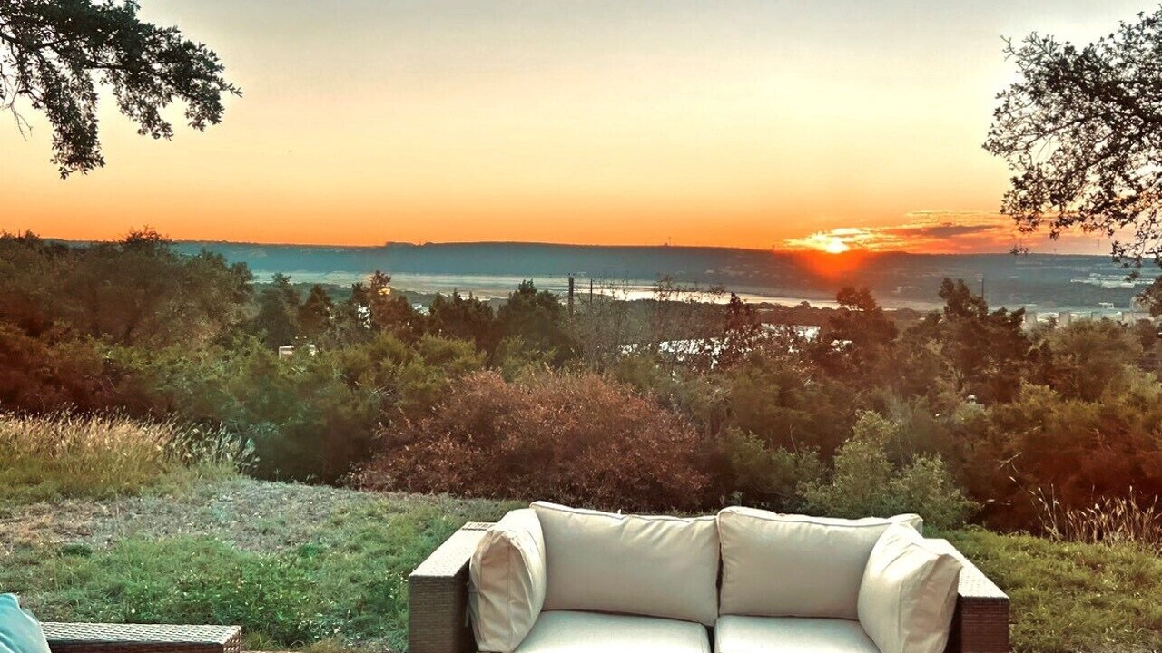 Photo of Outdoor in McNeil